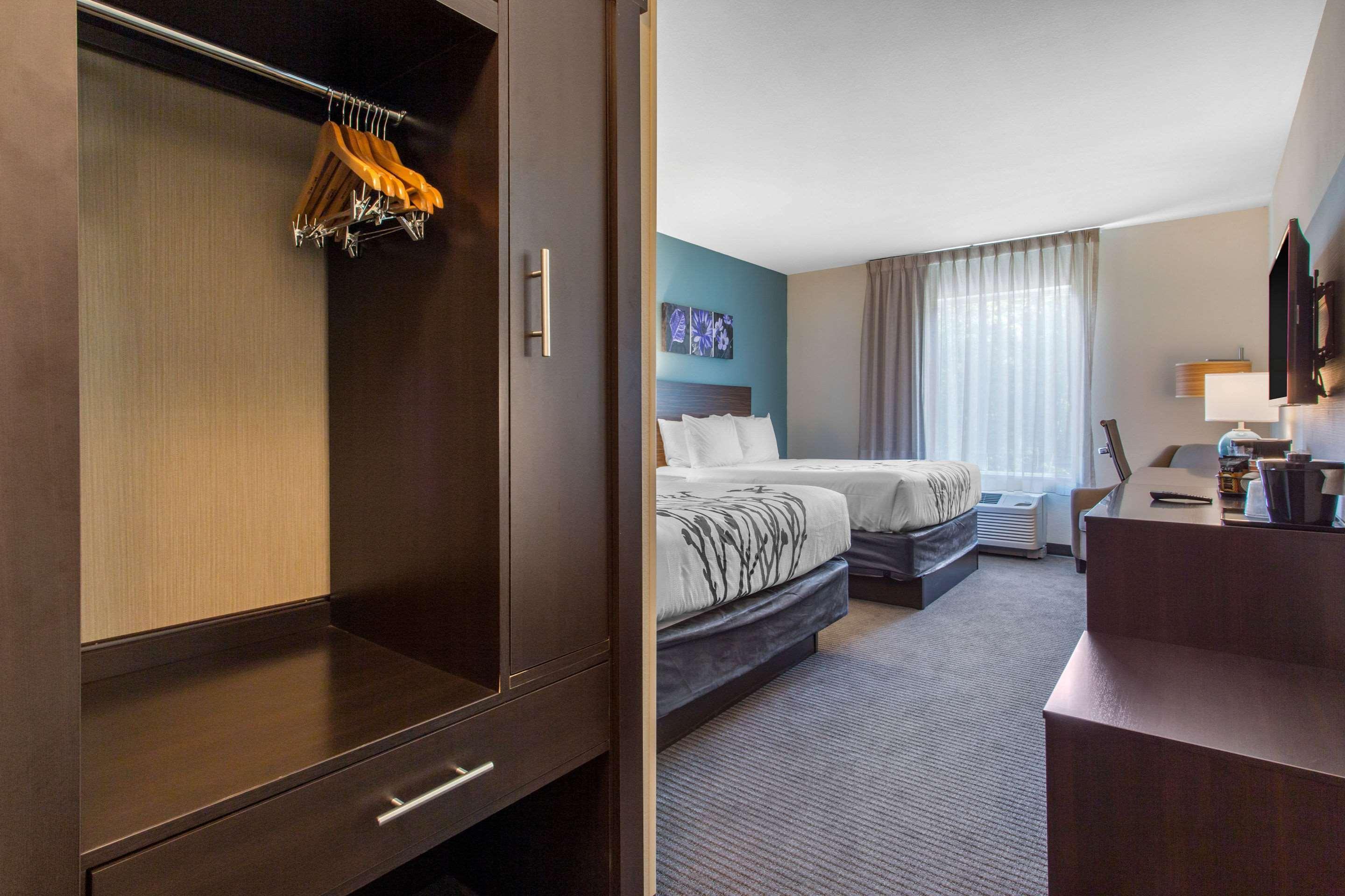 Sleep & - Woodbury Hotel Monroe
