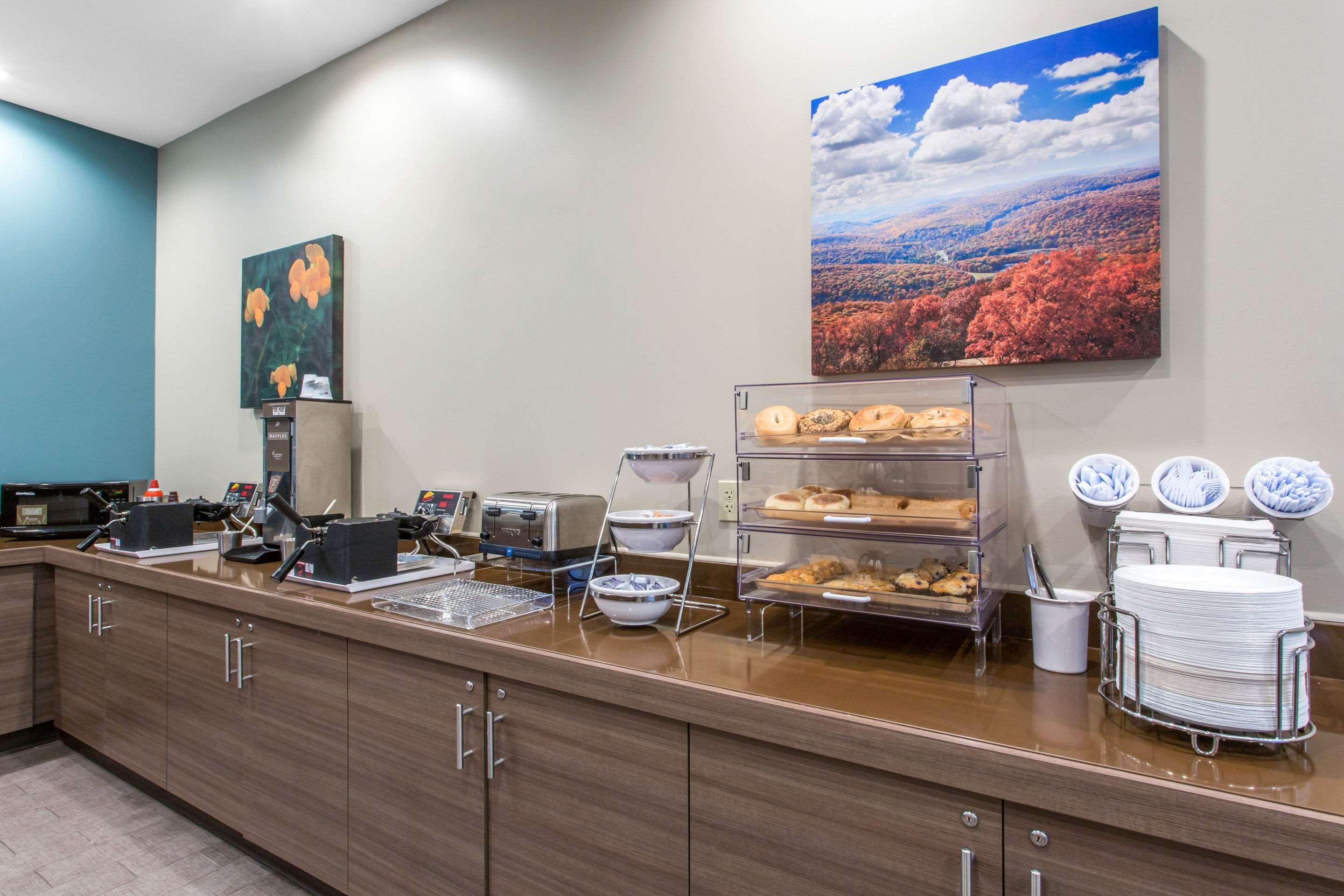 Sleep & - Woodbury Hotel