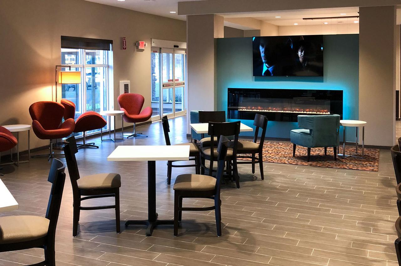 Hotel Sleep & - Woodbury